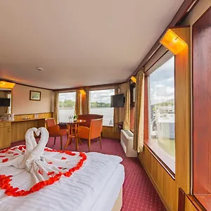 Bådhotel Fortuna Boat