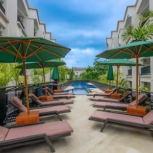 Cross Vibe Paasha Atelier Bali Kuta 4* Kuta Lombok