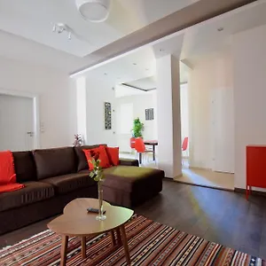 Appartamento Standard By Hi5 - Close To Buda Castle, Budapest