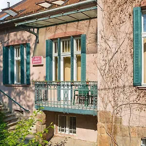 Abel *** Budapeste