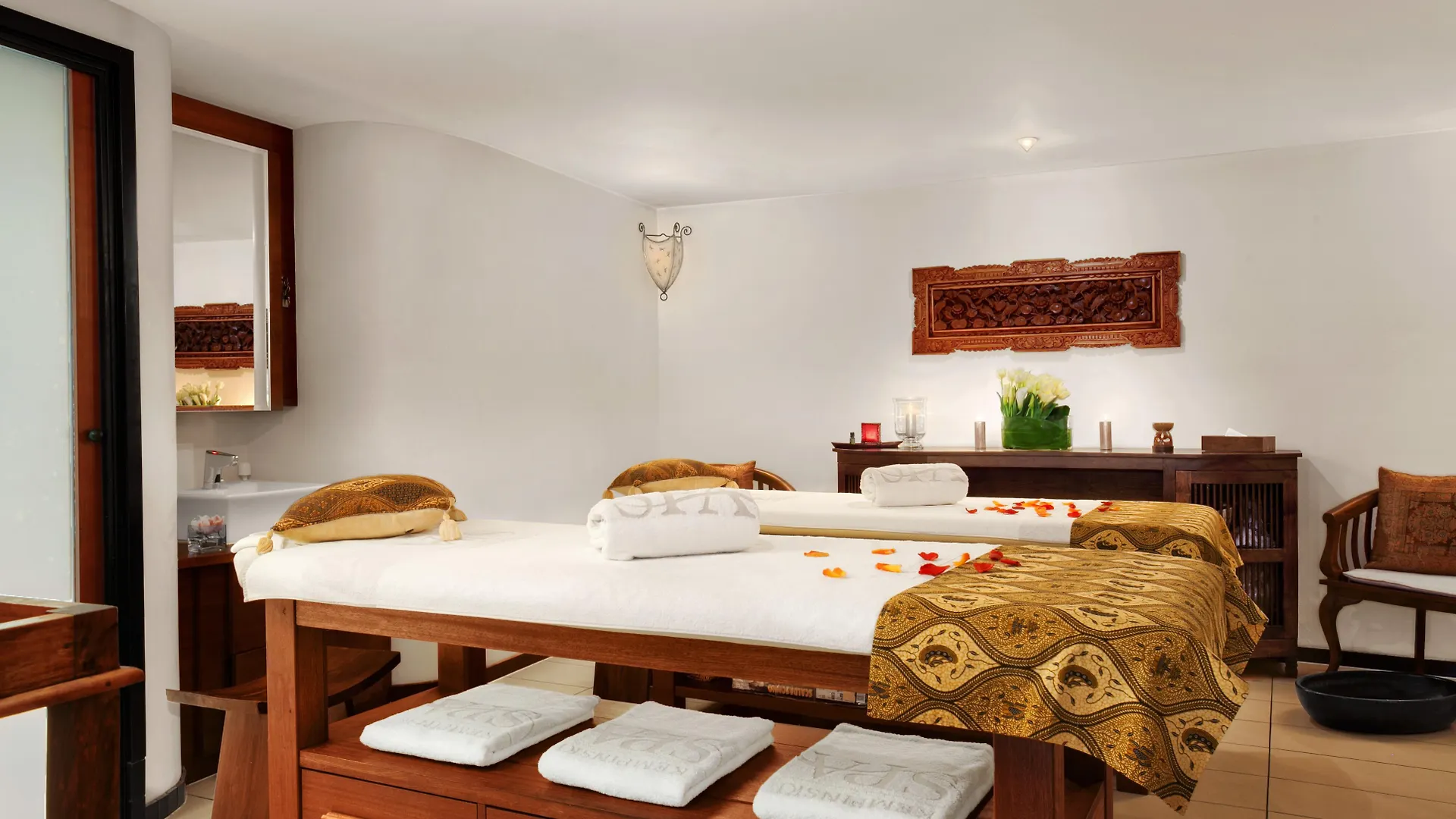 Kempinski Hotel Corvinus Budapest 5*,