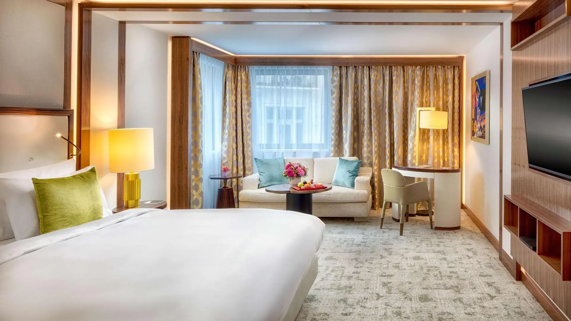 Kempinski Hotel Corvinus Budapest 5*,  Hungary