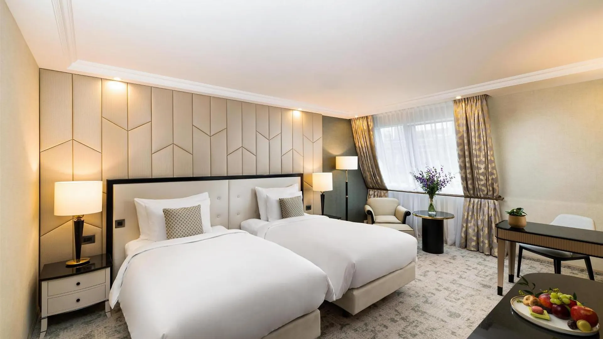*****  Kempinski Hotel Corvinus Budapest Hungary