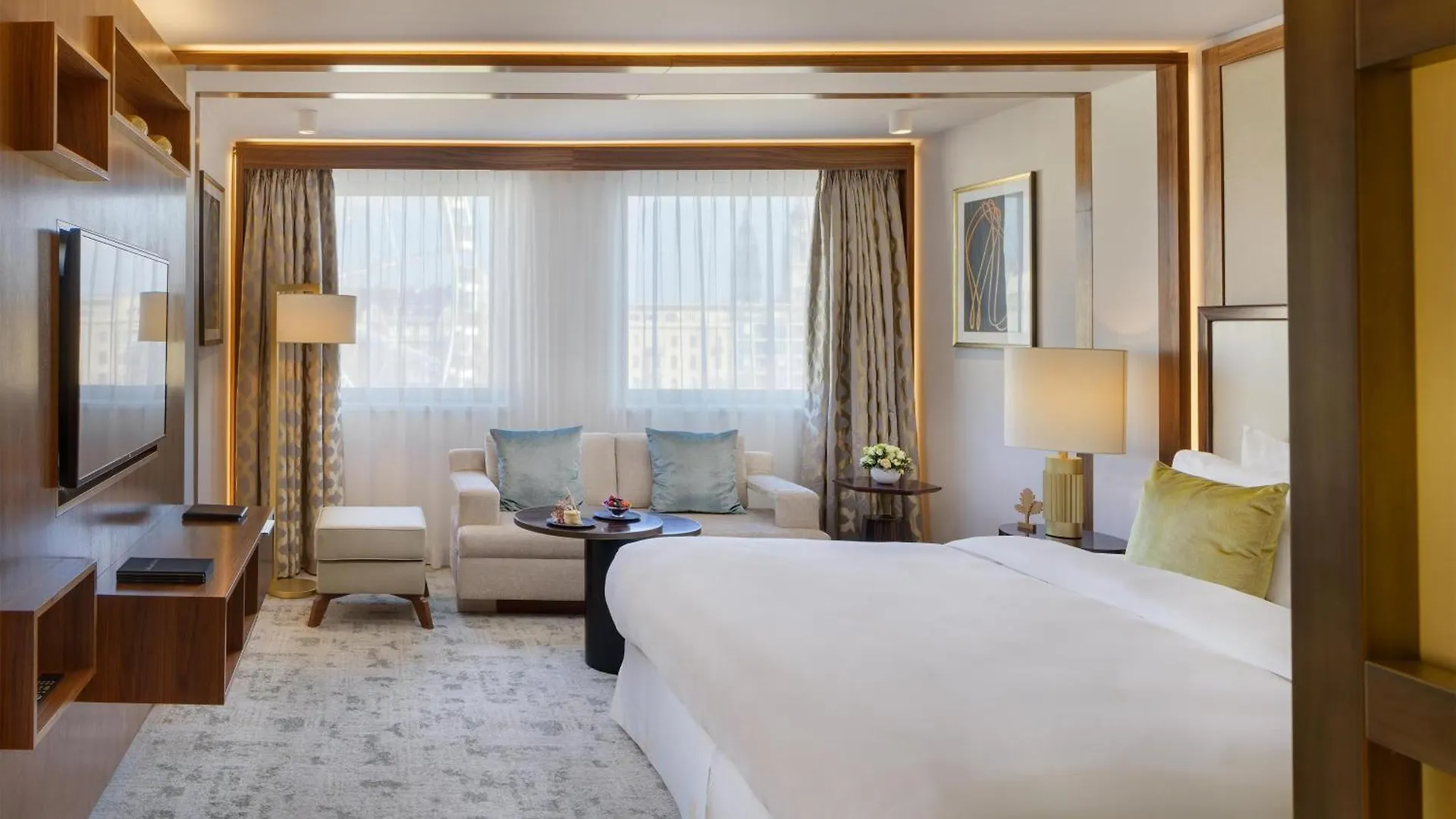 Kempinski Hotel Corvinus Budapeste 5*,